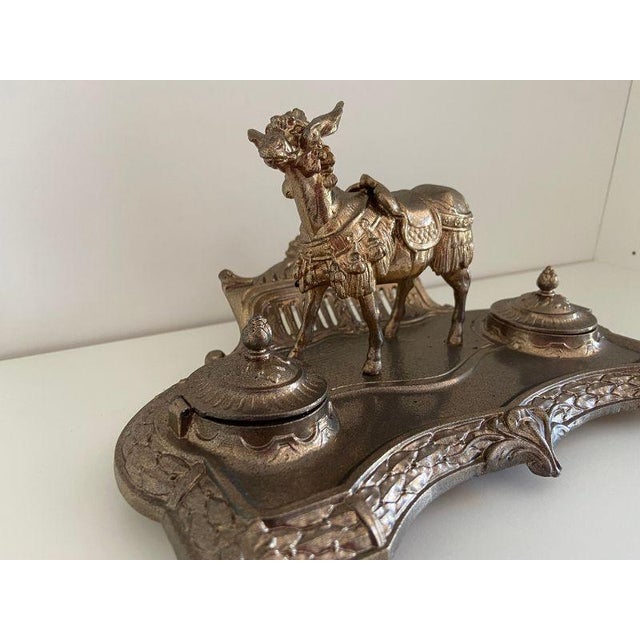 Atypical Writing Desk Set with Double Inkwells in Patinated Gilt Metal, 1890s-1910s For Sale - Image 6 of 16