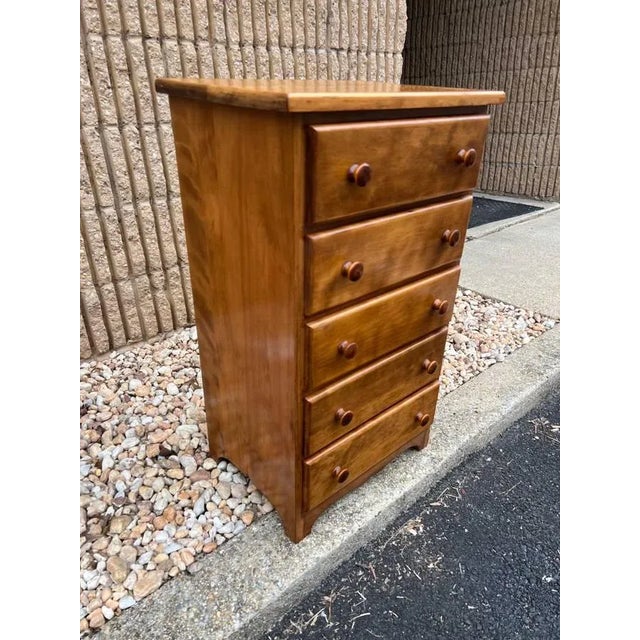 Brown Pair of Vintage Early American Primitive Style Solid Tiger Maple Nightstands Small Chests For Sale - Image 8 of 12