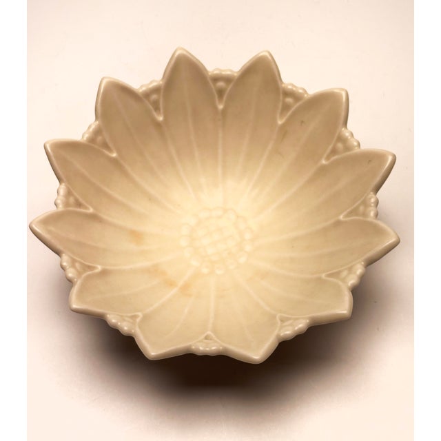 1936 Rookwood Cream Sunflower Bowl 6424 For Sale - Image 11 of 12