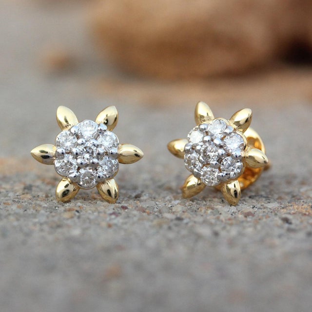 Metal 14k Yellow Gold Studs Natural Pave Diamond Earrings, A Pair For Sale - Image 7 of 12