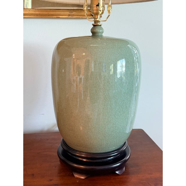Vintage Chinoiserie Celadon Crackle-Glaze Ginger Jar Table Lamps With Wooden Bases For Sale - Image 4 of 11