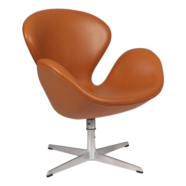 Swan Swivel Chair attributed to Arne Jacobsen for Fritz Hansen, Denmark, 1960s For Sale