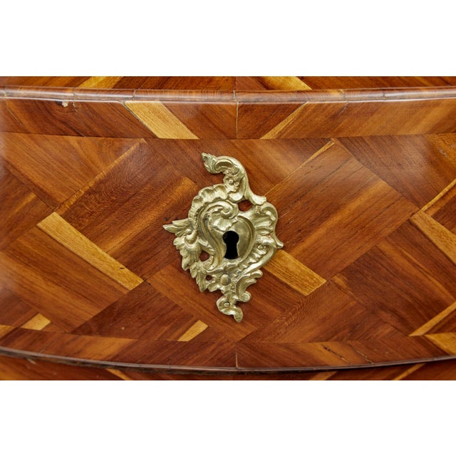 Rococo Inlaid Plum Bombe Chest of Drawers, 1730s For Sale - Image 4 of 13