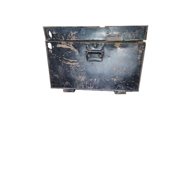 Victorian Late 1800s Victorian Military Metal Trunk For Sale - Image 3 of 6