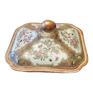 Antique Early 19th Century Chinese Porcelain Rose Canton
