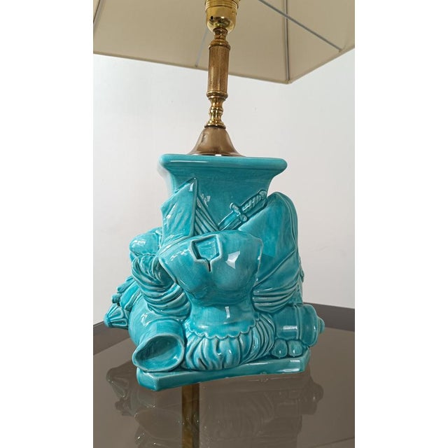 Mid-Century Ceramic Lamp with Italian Renaissance Arms and Armor Decor, 1960s For Sale - Image 4 of 18