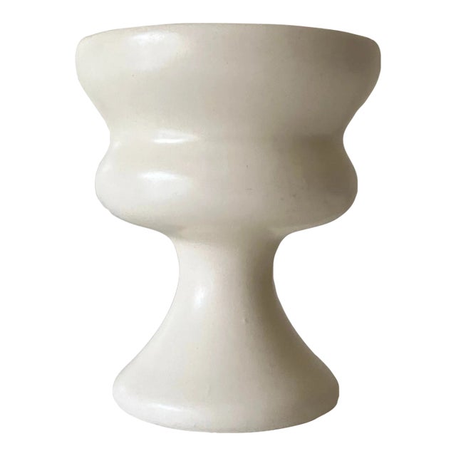1960s Vintage Haeger Pedestal Vase in Cream For Sale