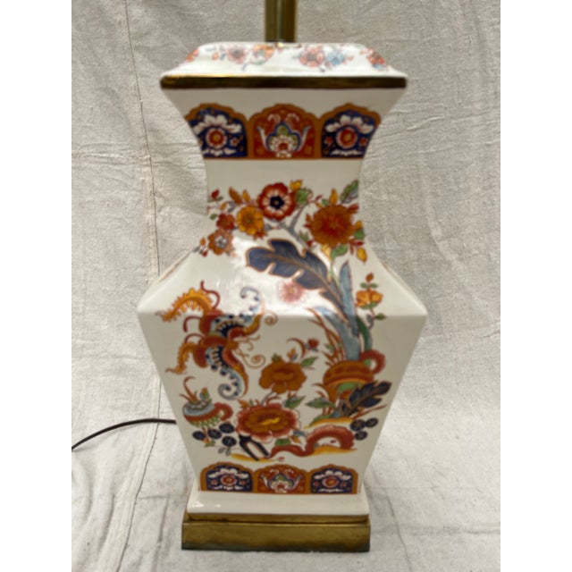 White Vintage Imari Porcelain Lamp For Sale - Image 8 of 10