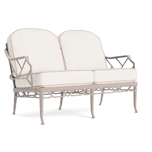 Brown Jordan Calcutta Loveseat in Blush with Sea Salt and Dusty Pink Welt Cushions For Sale