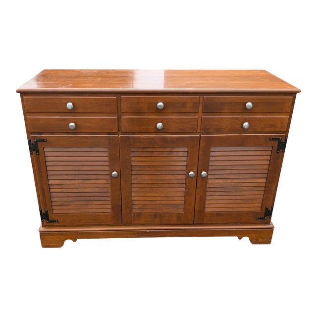 Vintage Ethan Allen Baumritter Heirloom Nutmeg Maple Console Sideboard Credenza For Sale