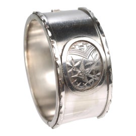 Example of Aesthetic Movement Jewelry