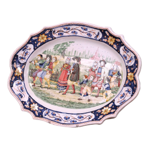 Early 20th Century French Hand-Painted Quimper Oval Faïence Wall Platter