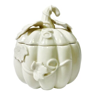Vintage Americana Boho Chic Hollywood Regency Blanc De Chin Pumpkin Box, Halloween & Thanksgiving For Sale