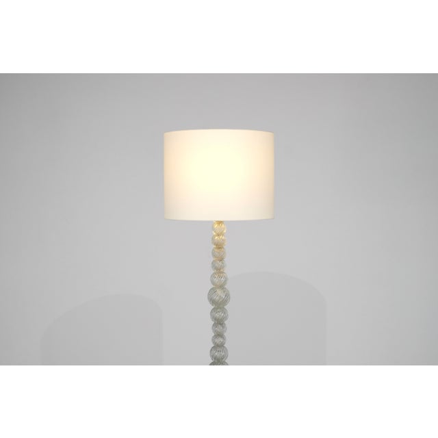 Metal Murano Glass and Bronze Floor Lamp attributed to Seguso Vetri, Italy, 1950s. For Sale - Image 7 of 18