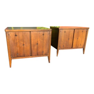 Mid Century Broyhill Saga Commode End Table Pair For Sale