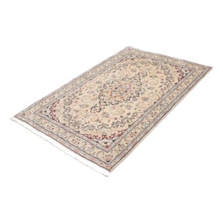 Kashan Rug in Virgin Wool For Sale