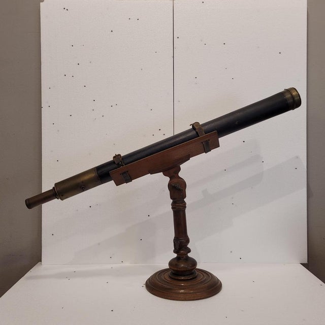 1930s Tabletop Refracting Telescope in Wood and Leather, France, 1930s For Sale - Image 5 of 18