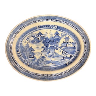 19th Century Chinese Nanking Blue and White Oval Dish For Sale