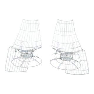 Pair of MCM Wrought Iron Siesta Chaise Loungers Attributed to Homecrest For Sale