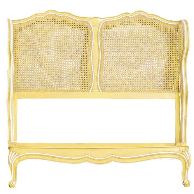 Vintage Louis XV Style Cane Beds W/ Painted & Scalloped Frames, Pair For Sale - Image 4 of 10