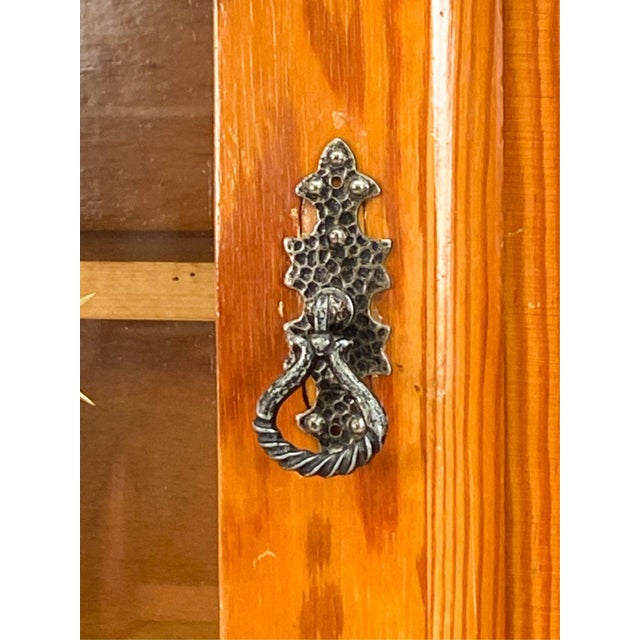 Mid 20th Century Art Deco Hoosier Cabinet For Sale - Image 4 of 13