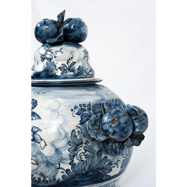 Antique maiolica vase from the Albisola manufactory, dating from the 19th century. The vase features a domed, shaped form...