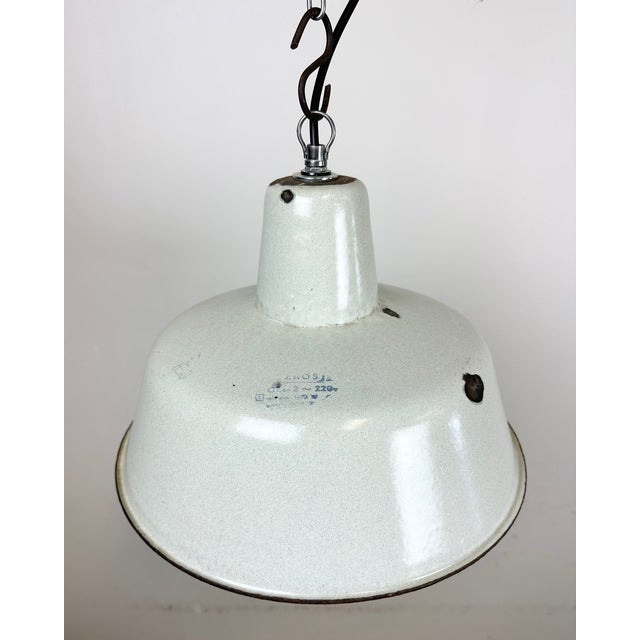 White Industrial White Enamel Factory Pendant Lamp from Zaos, 1960s For Sale - Image 8 of 17