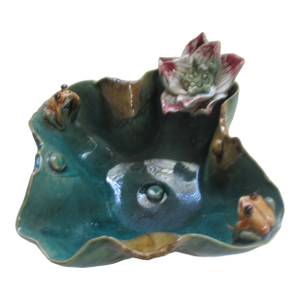 Vintage Majolica Green Bowl With Waterlily & Two Frogs