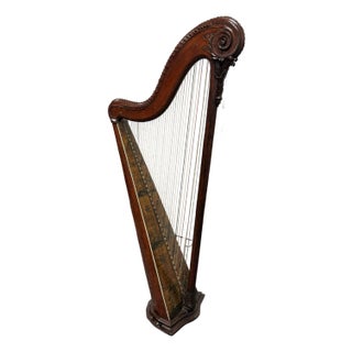 18th Century French Harp With Hand Painted Chinoiserie Motifs For Sale