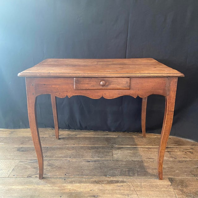 French Louis XV Walnut Side Table or Writing Desk For Sale - Image 13 of 15