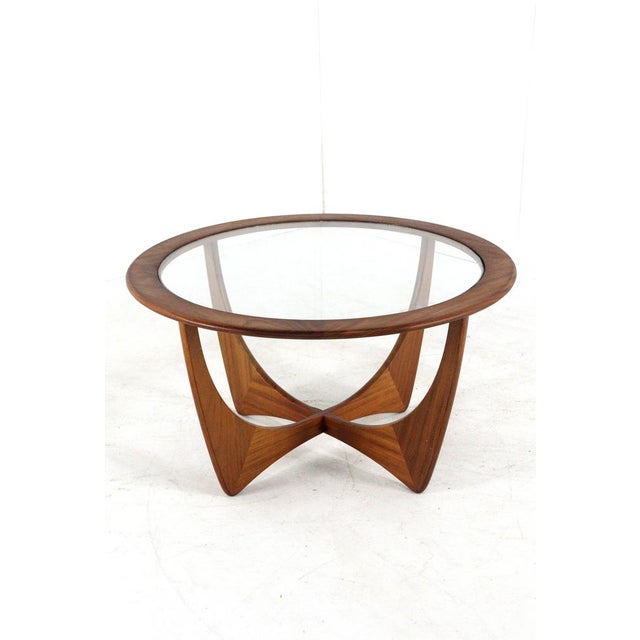 Brown Round Astro Ludlow Coffee Table by Victor Wilkens for G-Plan, England For Sale - Image 8 of 10