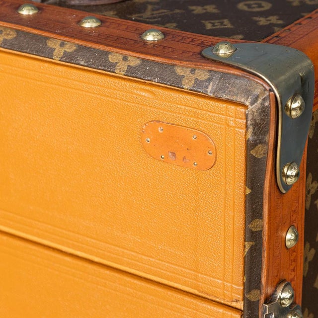 Wardrobe Trunk in Monogram Canvas from Louis Vuitton, France, 1930s For Sale - Image 16 of 18