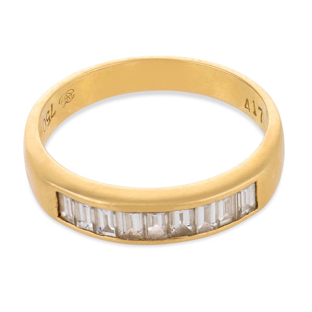 Contemporary Vintage Diamond 18k Yellow Gold Band Ring, Size 7.5 For Sale - Image 3 of 5