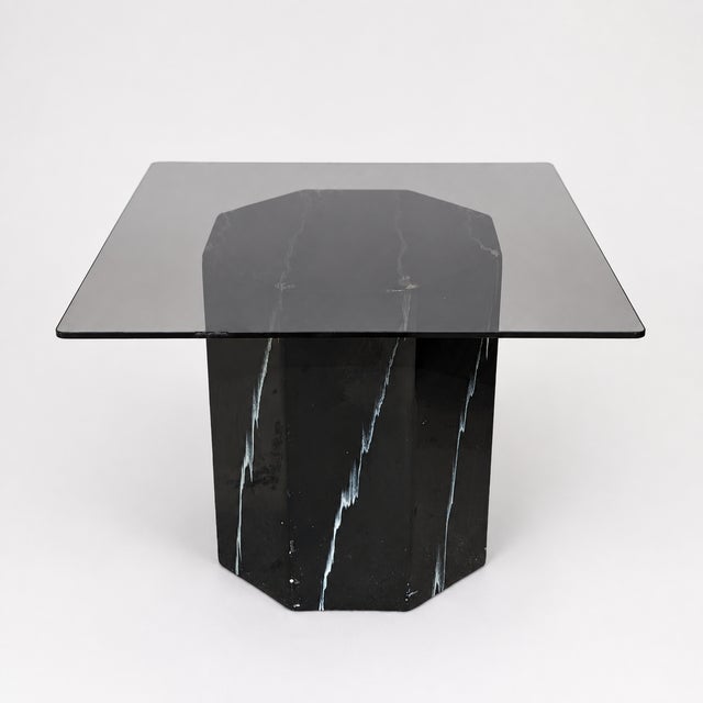 Postmodern Faux Marble Pedestal Side Table – Ceramic & Glass, 1980s, Mid-Century For Sale - Image 4 of 17