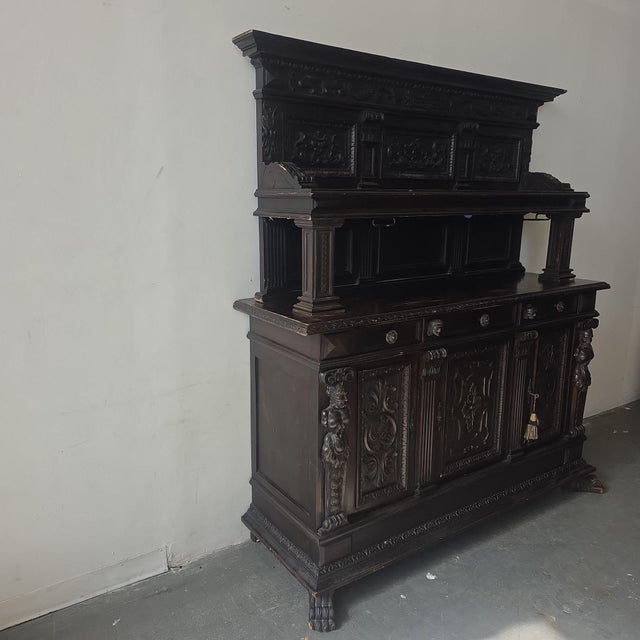 English Antique Late 19th Century Dark Wood Carved English Bar With Ornate Detailing For Sale - Image 3 of 7