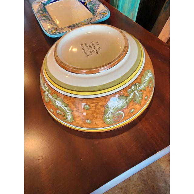 Rustic European Hand Painted Deruta Ceramic Bowl For Sale - Image 3 of 7