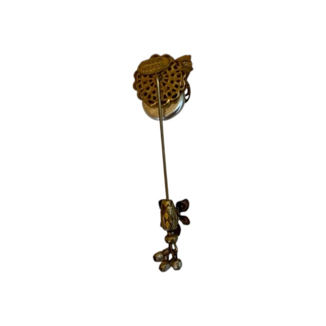 1950s Rare Vintage Miriam Haskell Stick Pin Signed Faux Pearl Gold Filigree Floral Dangle For Sale - Image 5 of 5