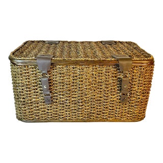 1980s Vintage Boho Chic Arts & Crafts Coastal Large Woven Jute Wicker & Bentwood Storage Lidded Basket For Sale