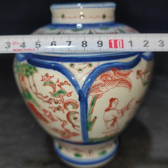 Ceramic 1950s Wucai Porcelain Jar, Chinese Open Window Figural & Phoenix Scene Pot For Sale - Image 7 of 8