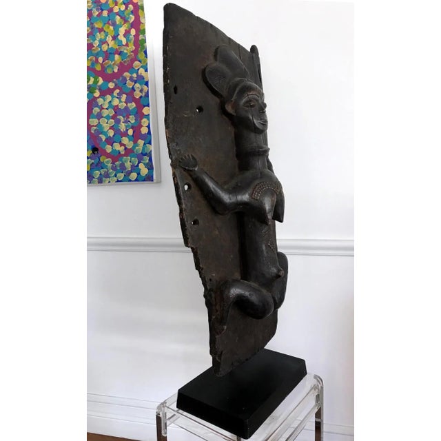 Punu Granary Door Panel on Custom Stand Provenance For Sale - Image 10 of 13