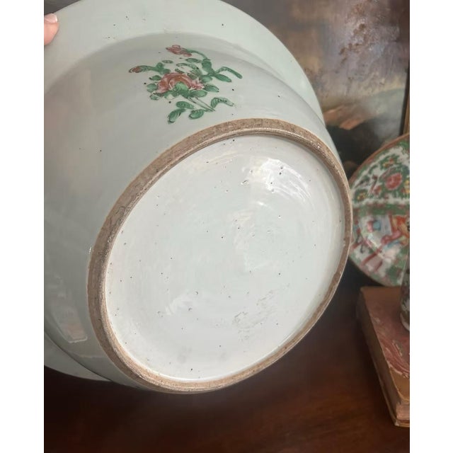 Large 19th Century Rose Medallion Rimmed Bowl For Sale - Image 10 of 11
