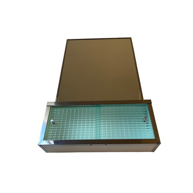 Silver Vintage Mid Century Modern 1950s Metal Medicine Cabinet Bathroom Vanity Restored For Sale - Image 8 of 11