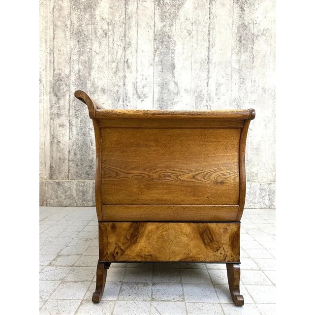 Art Deco Violet Jacquard Velvet and Walnut Wood Canape Sofa For Sale - Image 3 of 10