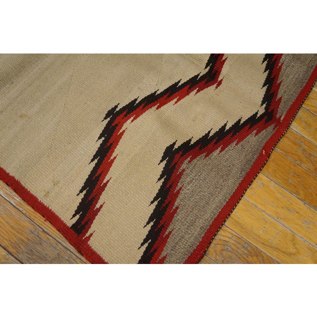 Contemporary 1920s Ivory Minimalist Tribal American Navajo Saddle Rug 2'8" X 4'4" Flatweave Wool Carpet For Sale - Image 3 of 6
