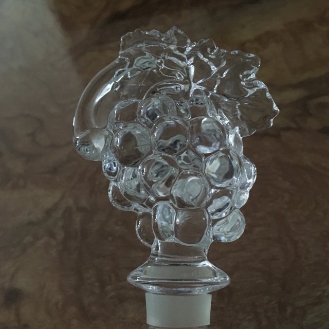 White 1990s Mikasa Austrian Crystal Grape Wine Stopper For Sale - Image 8 of 13