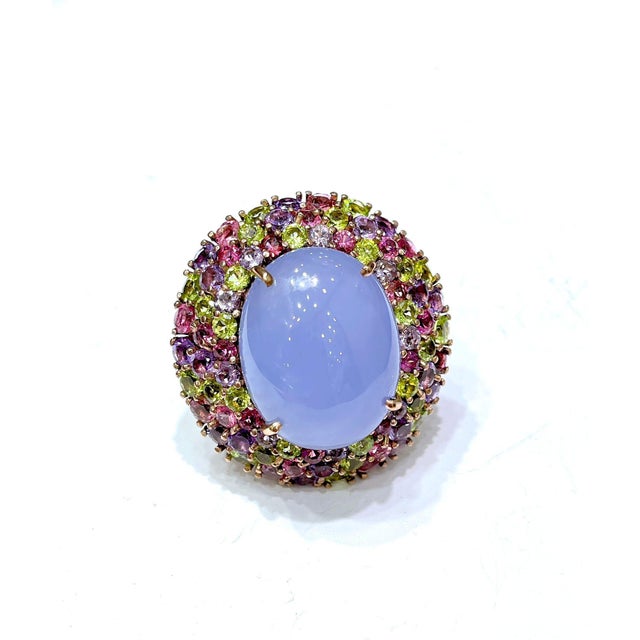 Baroque Bochic “Orient” Vintage Chalcedony & Multi Gem Cocktail Ring - 18K Gold & Silver For Sale - Image 3 of 7