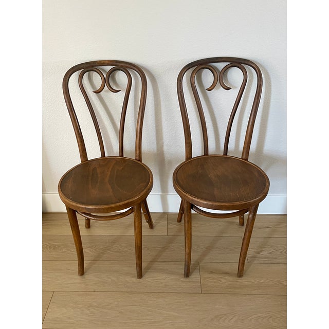 Antique Vintage Thonet Style Bentwood Sweetheart Bistro Chairs- A Pair For Sale - Image 14 of 14