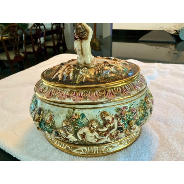 Capodimonte Oval Centerpiece Serving Ware With Fitted Lid Signed For Sale - Image 9 of 12