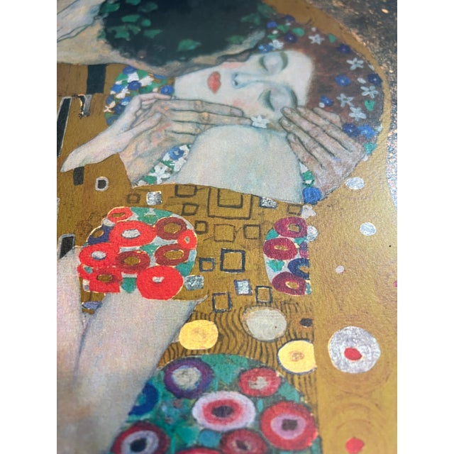 Gustav Klimt Vintage 1995 Poster of "The Kiss" by Top Art Milano, Framed Reproduction For Sale - Image 18 of 18