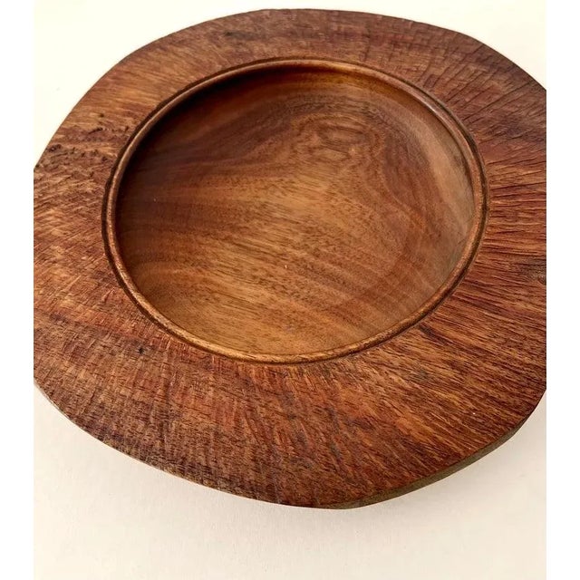 1990s Signed Handmade New Zealand Blackwood Bowl with Rough Hewn Edges For Sale - Image 5 of 11